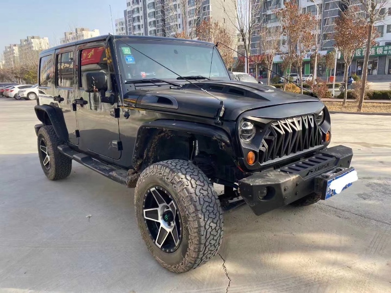廈門11年Jeep牧馬人2