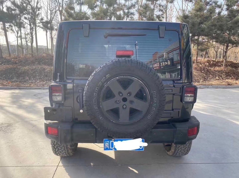 廈門11年Jeep牧馬人9