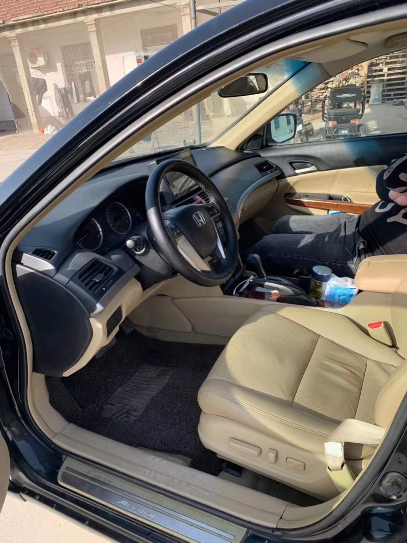 北京11年本田雅阁9