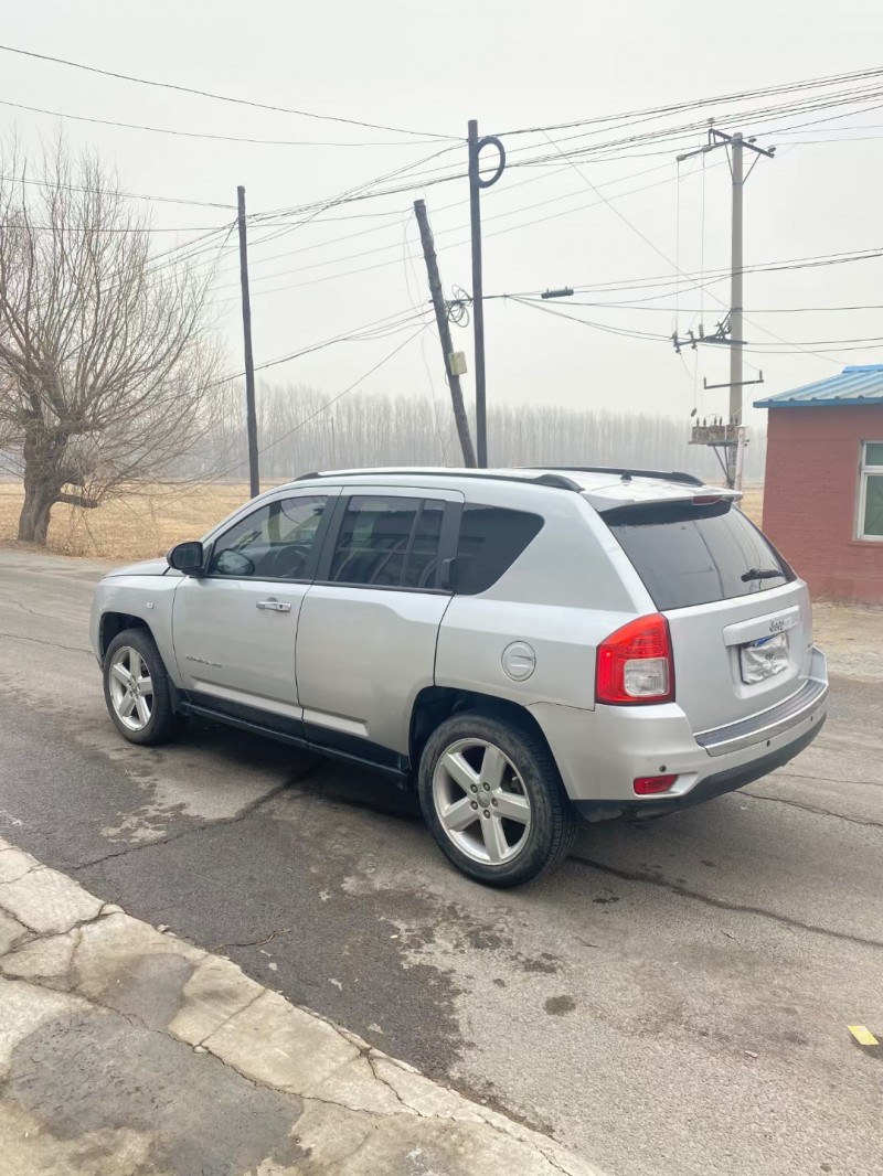 沈陽11年Jeep指南者4