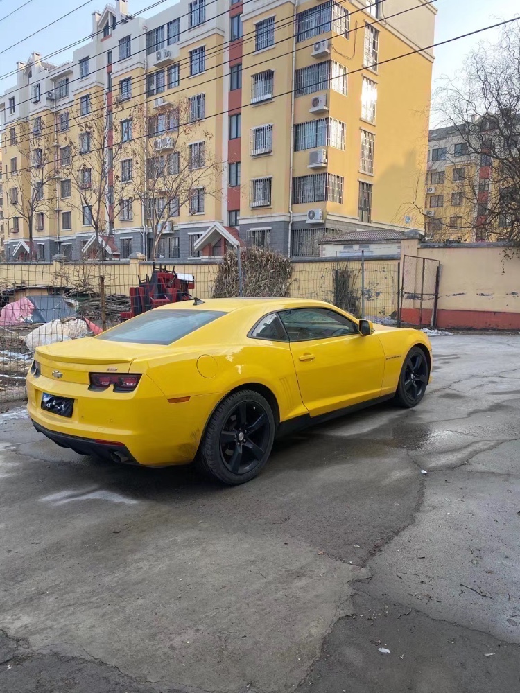 青岛14年雪佛兰科迈罗4