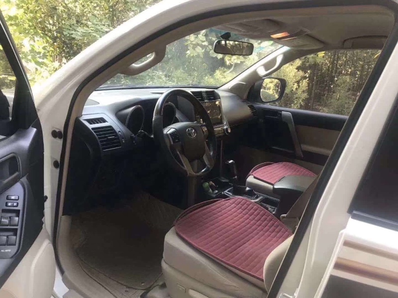 济南14年丰田普拉多5