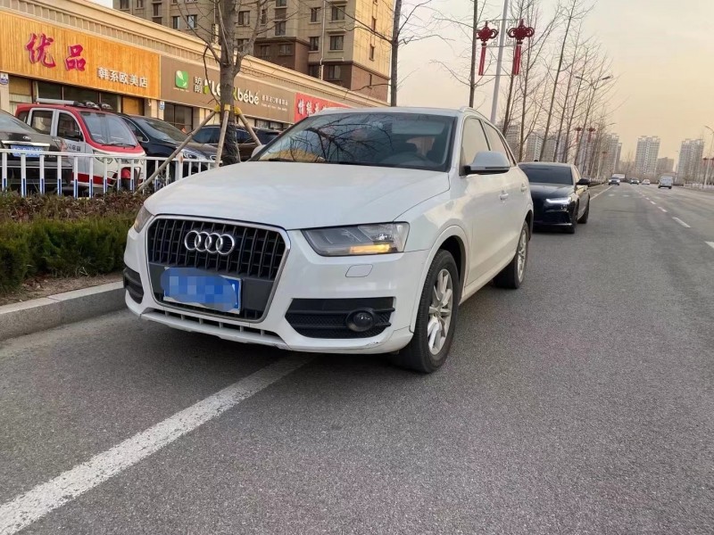 青岛13年奥迪Q38