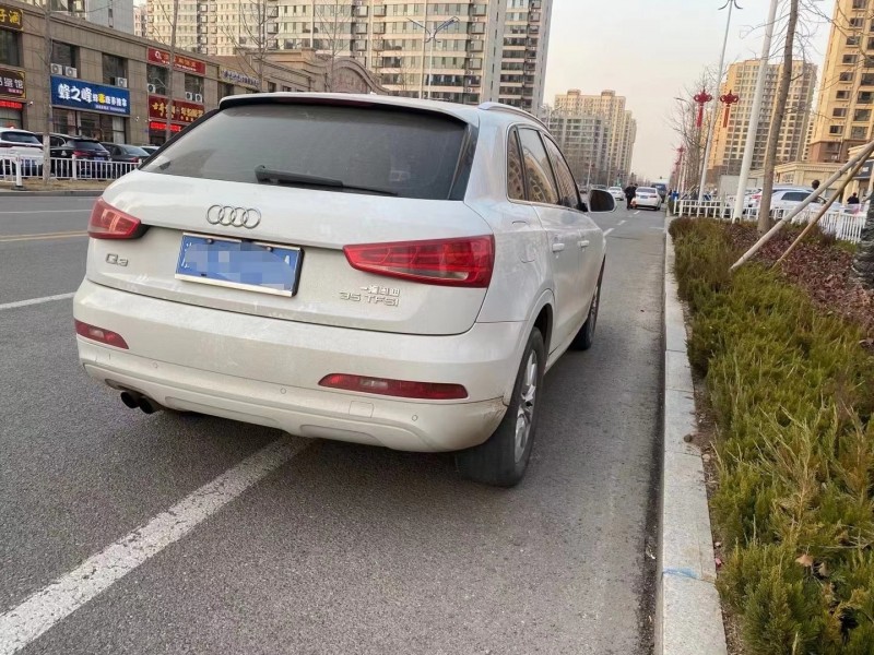 青岛13年奥迪Q33