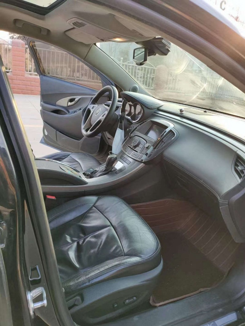 聊城12年别克君越5