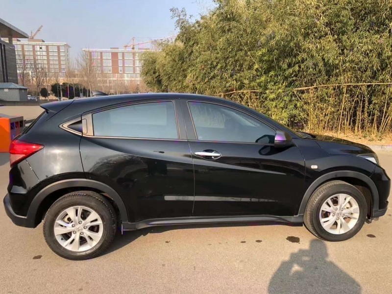 徐州17年本田缤智6