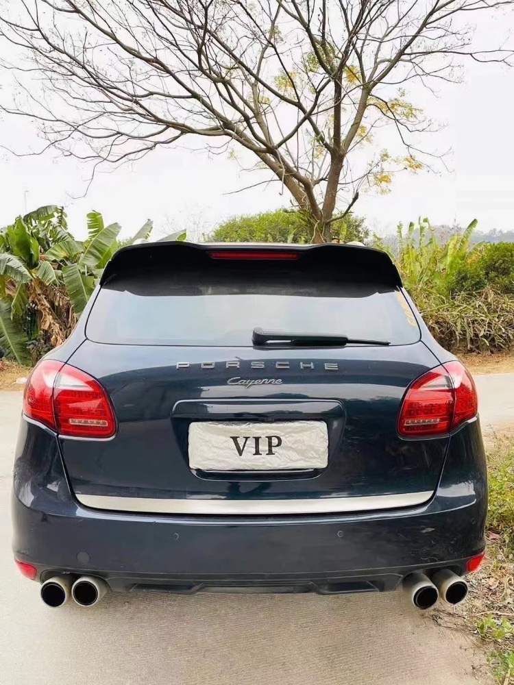 广州11年保时捷卡宴4