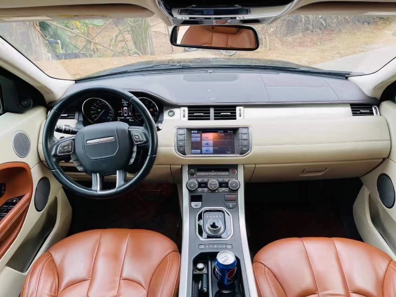 广州12年路虎极光1