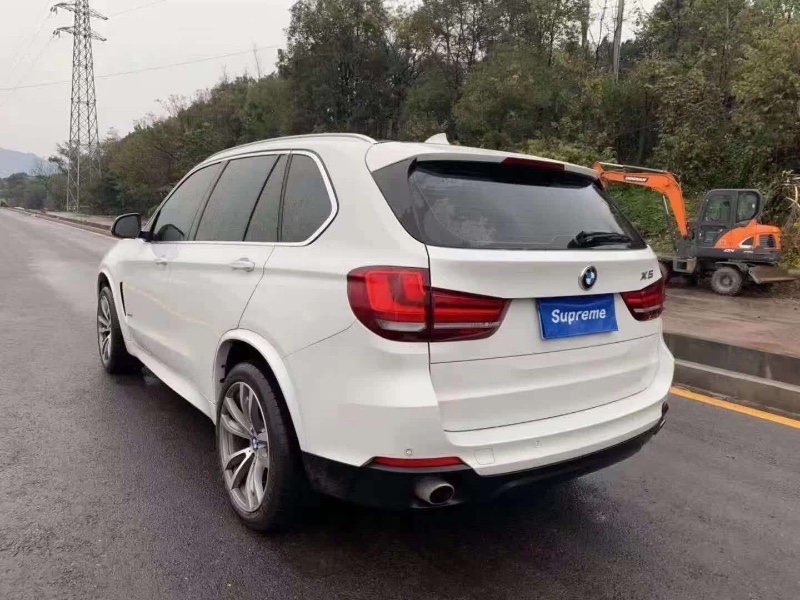 重庆14年宝马X59