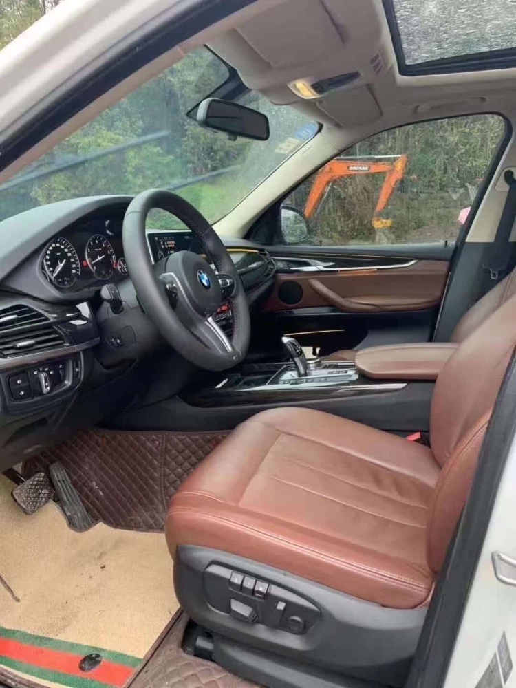 重庆14年宝马X54