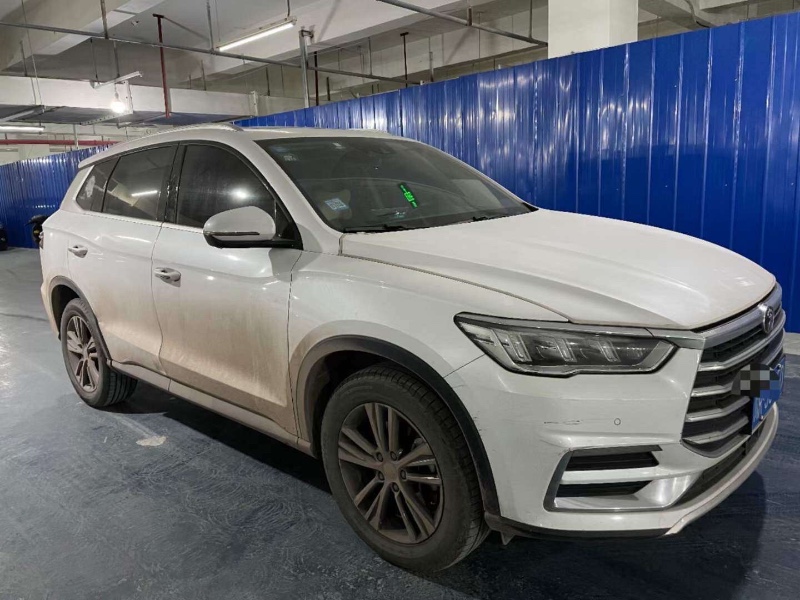 重庆19年比亚迪宋8