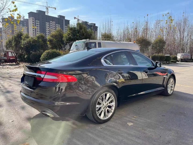 济南13年捷豹XF8