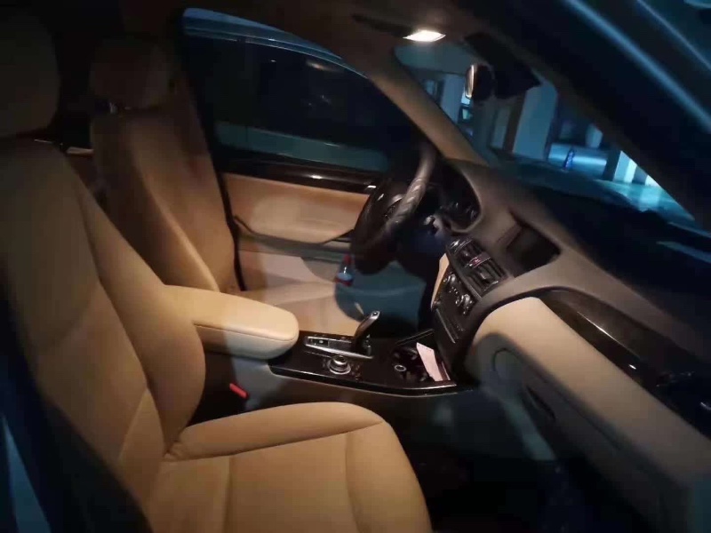 重庆14年宝马X34