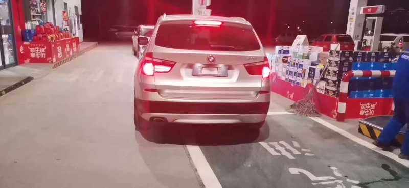 重庆14年宝马X39