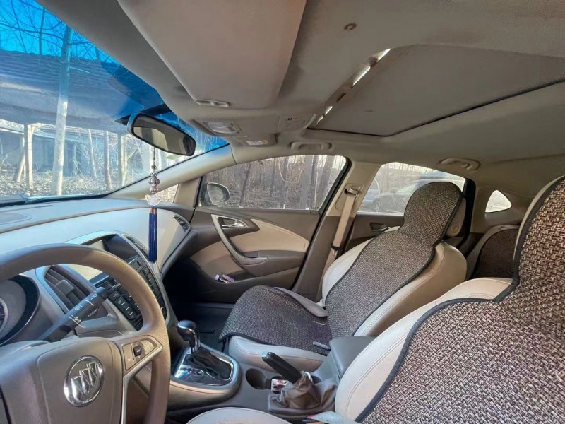 青岛14年别克英朗GT4