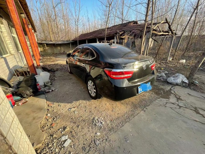 青岛14年别克英朗GT6