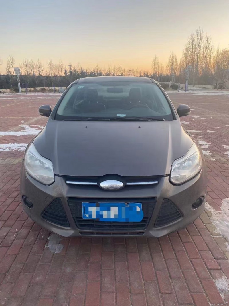 青岛抵押车13年福特福克斯出售