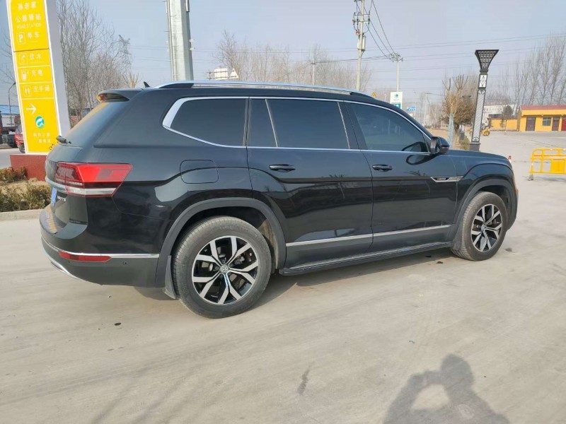 济南17年大众途昂3