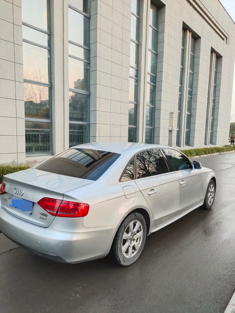 徐州09年奥迪A4L5