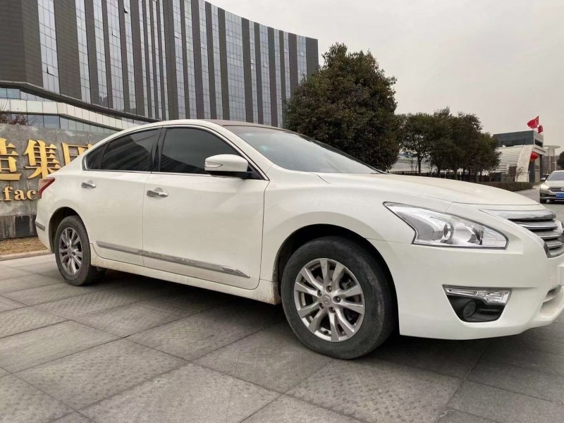 咸陽13年日產天籟2