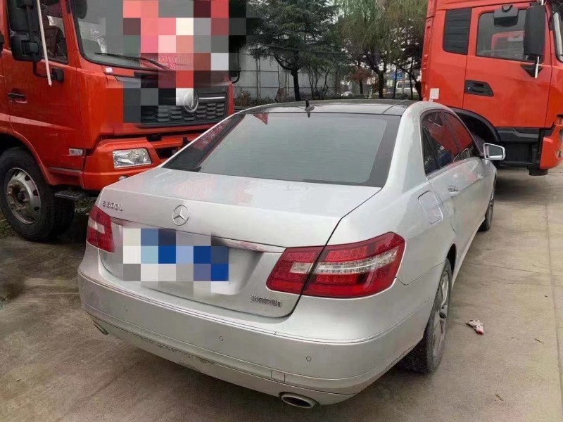 盐城11年奔驰E3