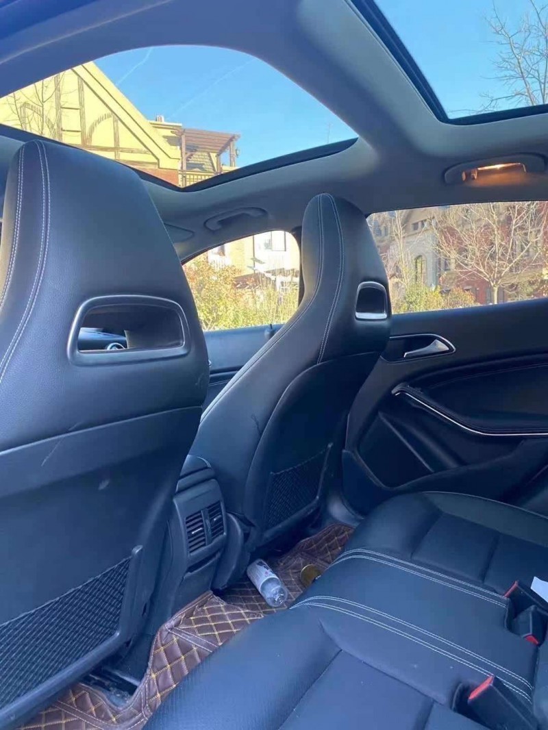 济南17年奔驰GLA4