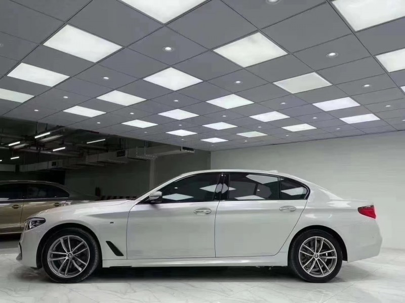 成都18年宝马5系7