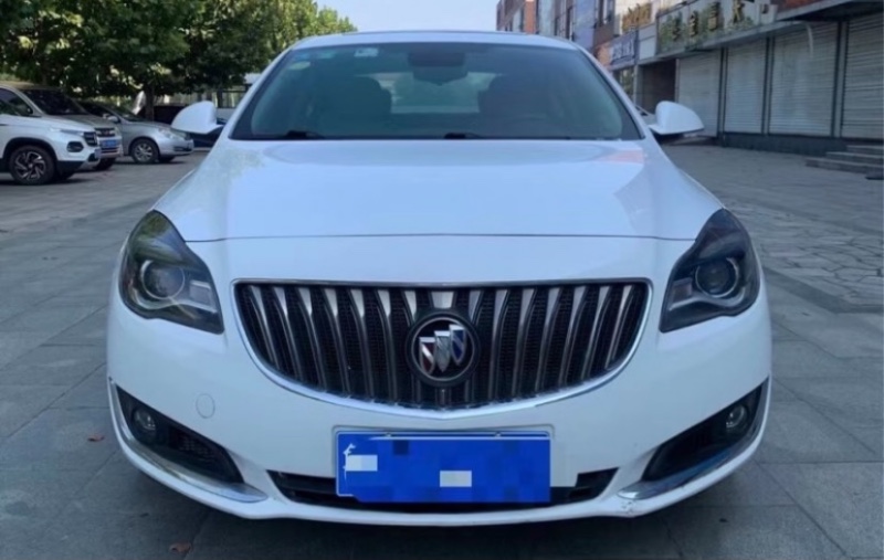 青岛14年别克君威1