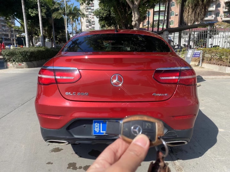 广州17年奔驰GLC7