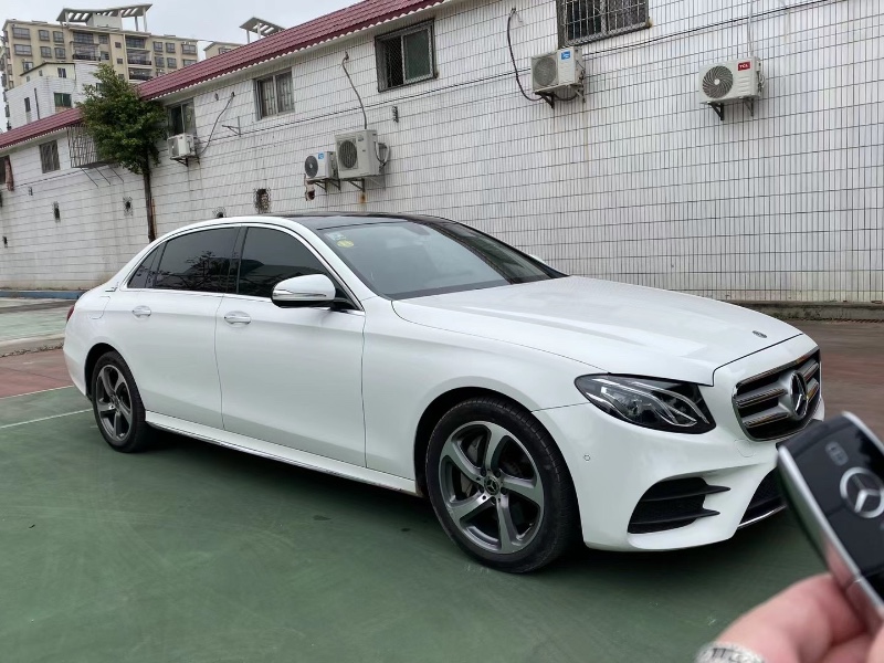 广州18年奔驰E2