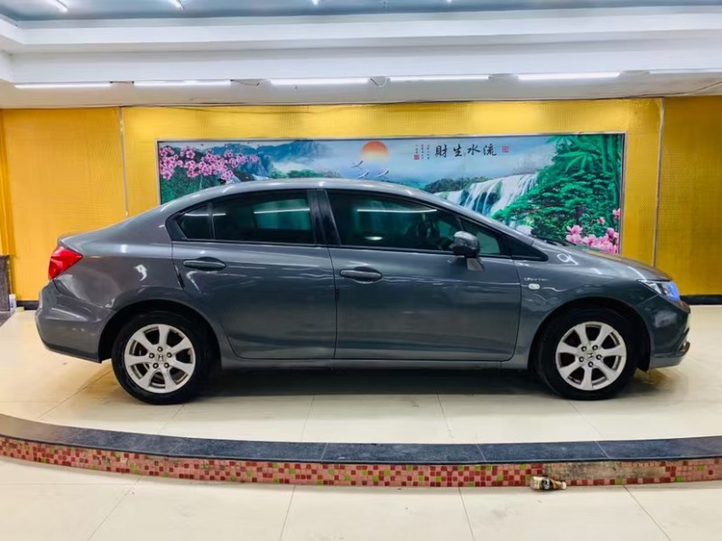 东莞11年本田思域5