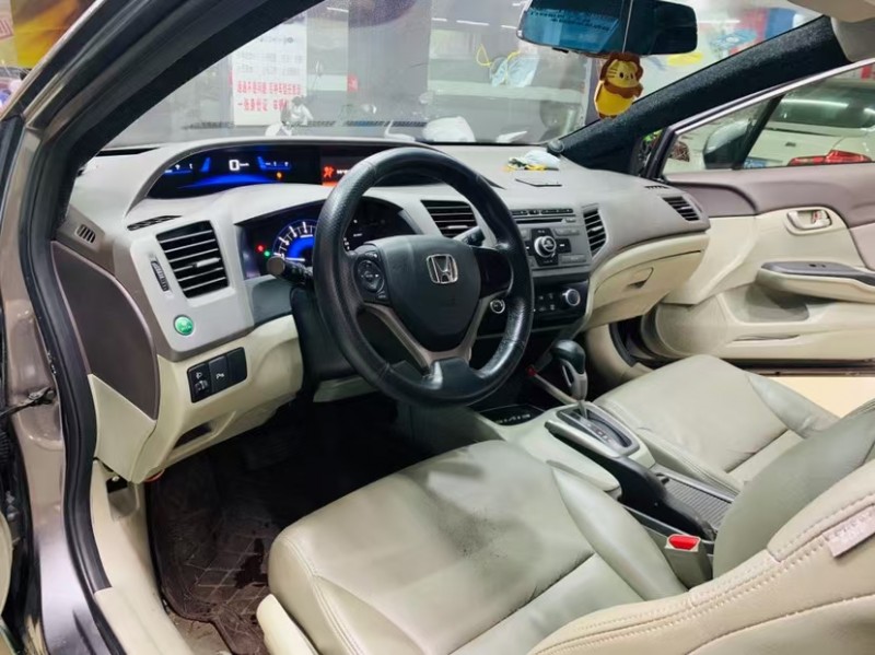 东莞11年本田思域6