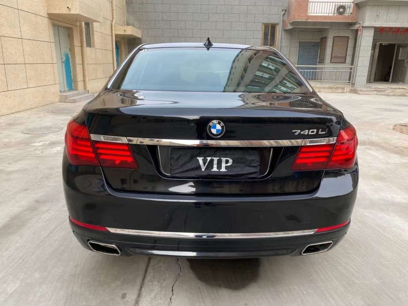 保定14年宝马7系7