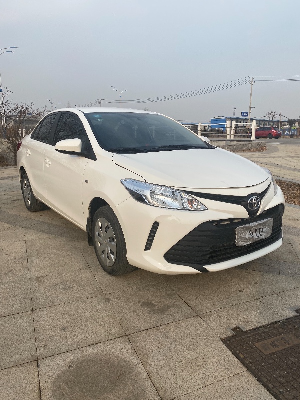 枣庄17年丰田威驰9