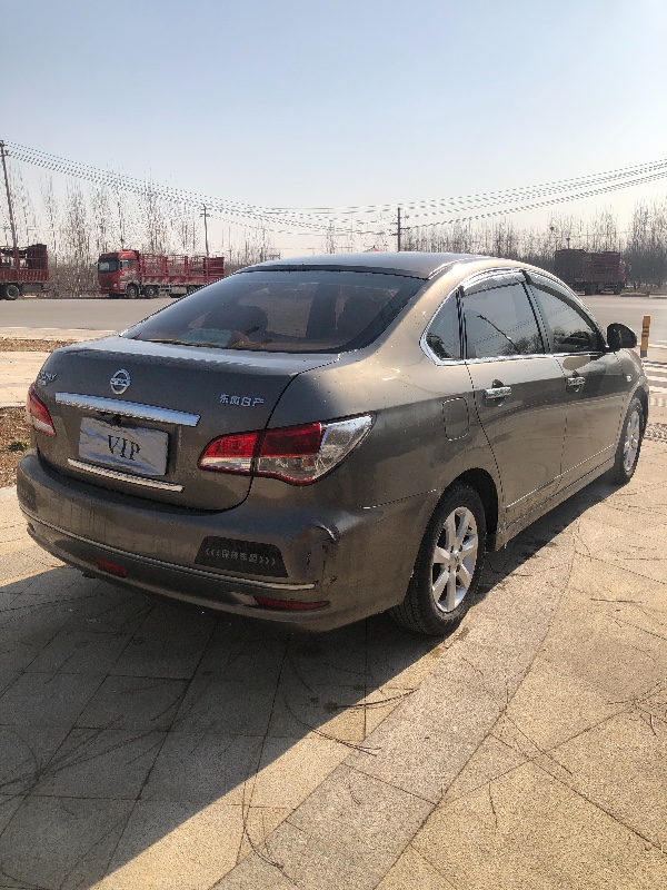 枣庄抵押车14年日产轩逸出售