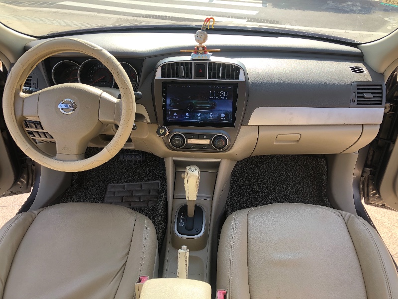 枣庄14年日产轩逸1