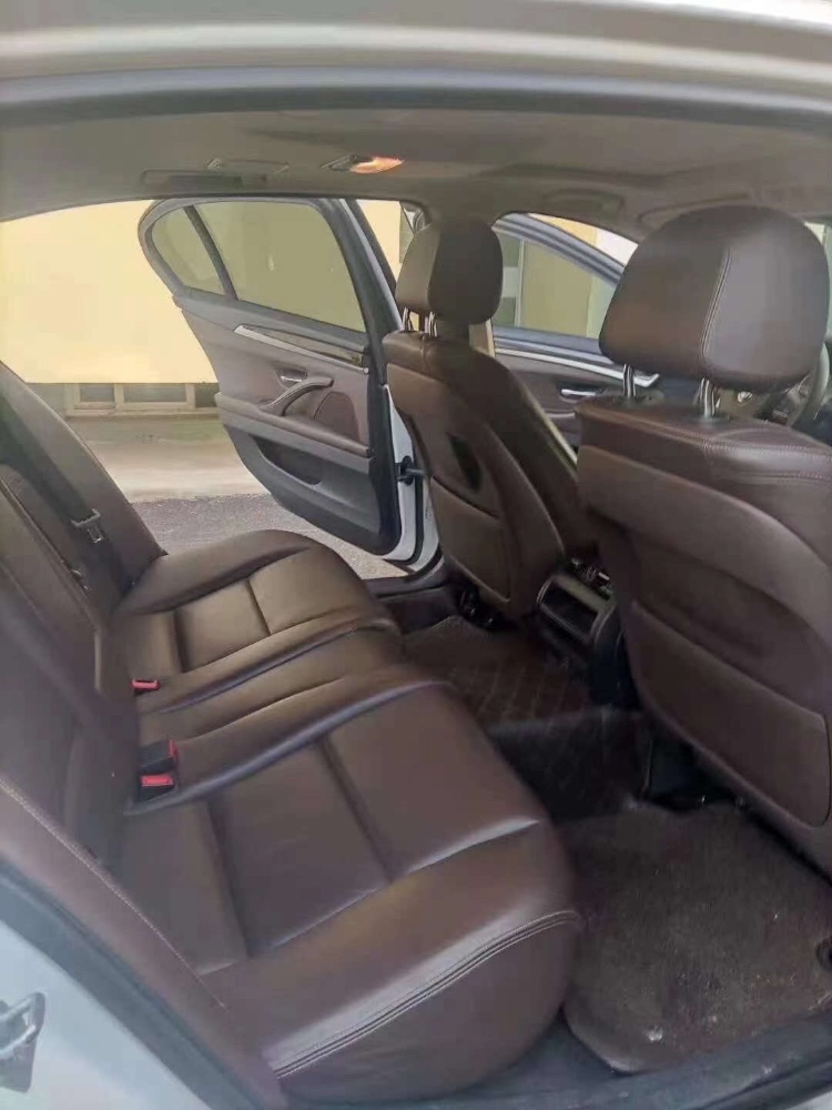 济南17年宝马5系9