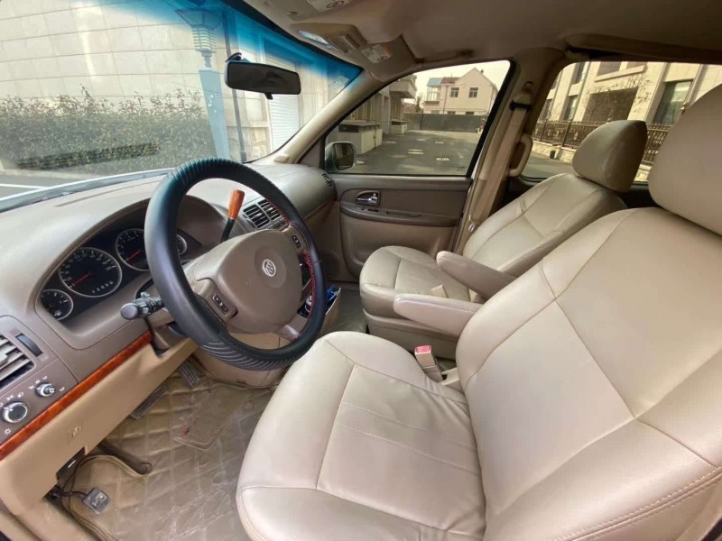 青岛11年别克GL86