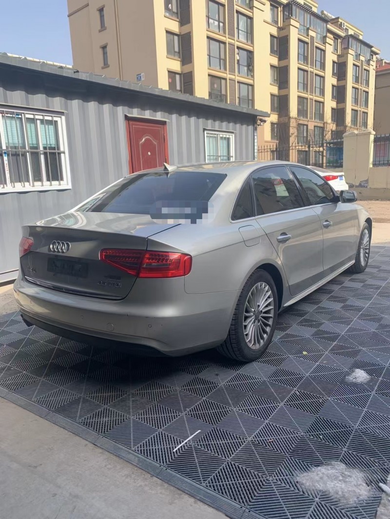 青岛16年奥迪A4L7