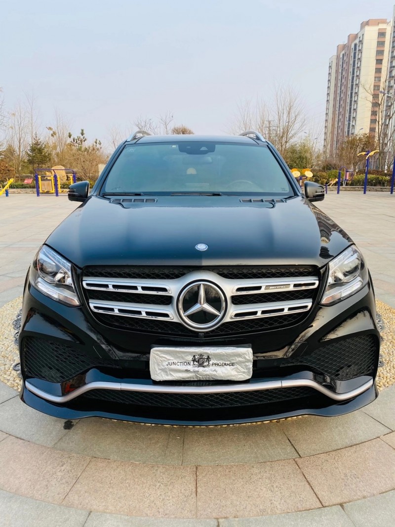 青岛17年奔驰GLS1