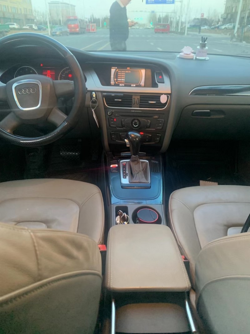青岛11年奥迪A4L5
