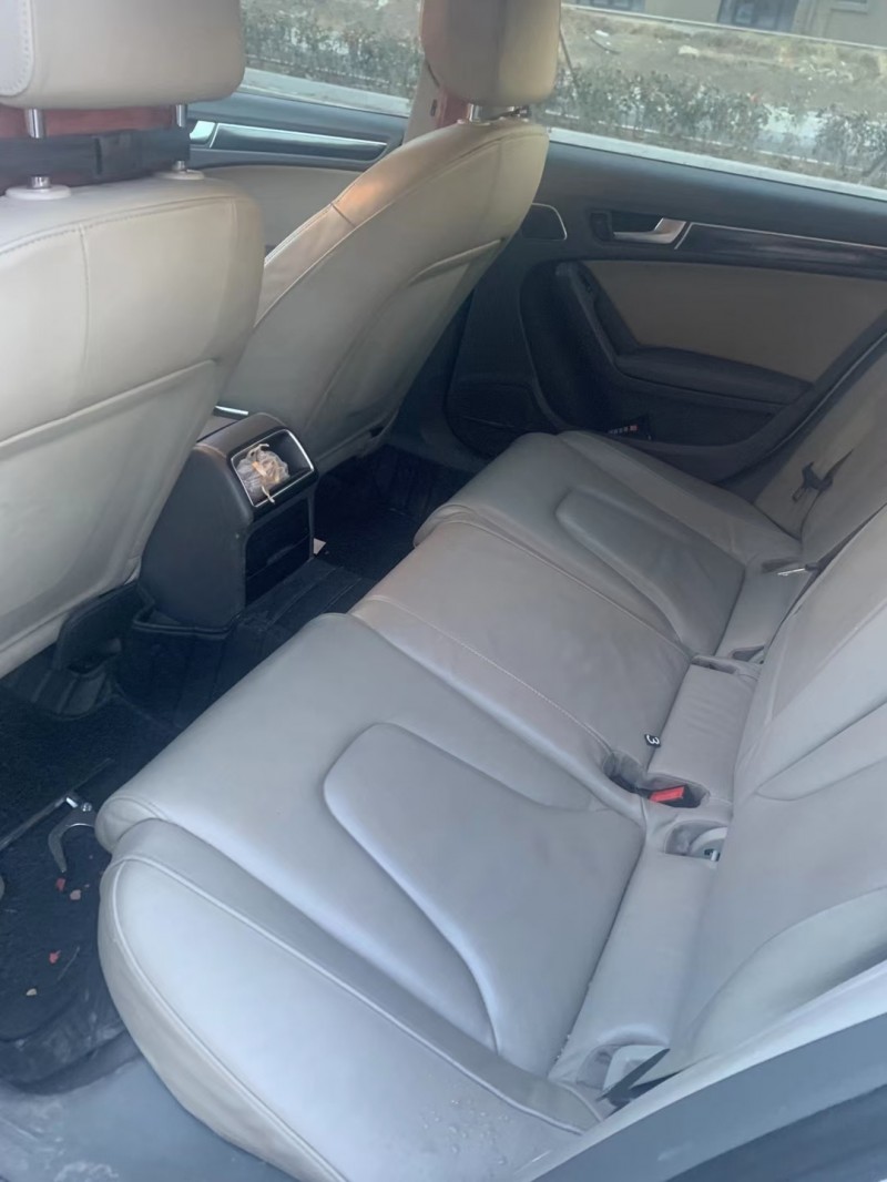 青岛11年奥迪A4L4