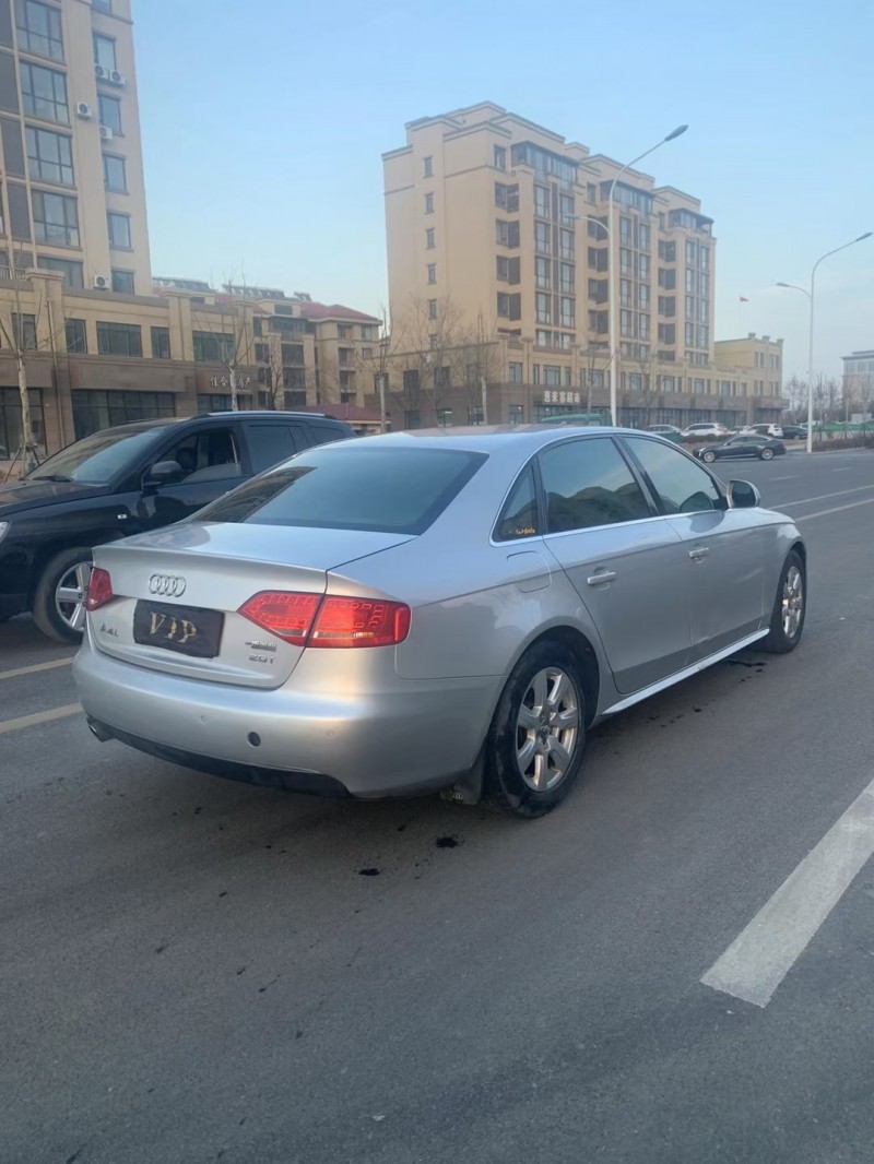 青岛11年奥迪A4L6
