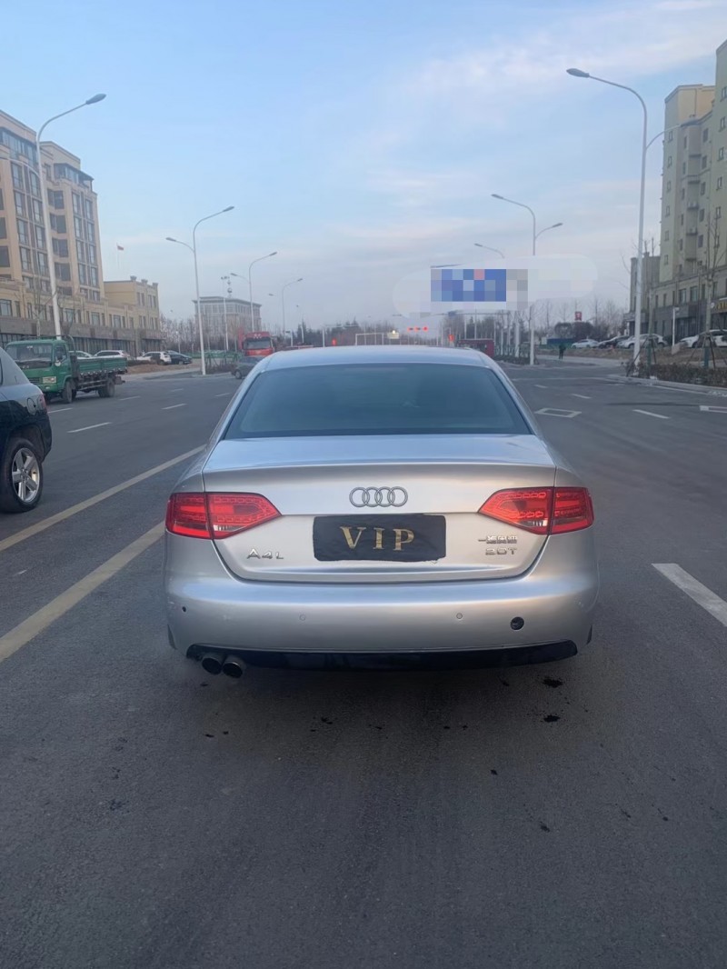 青岛11年奥迪A4L8