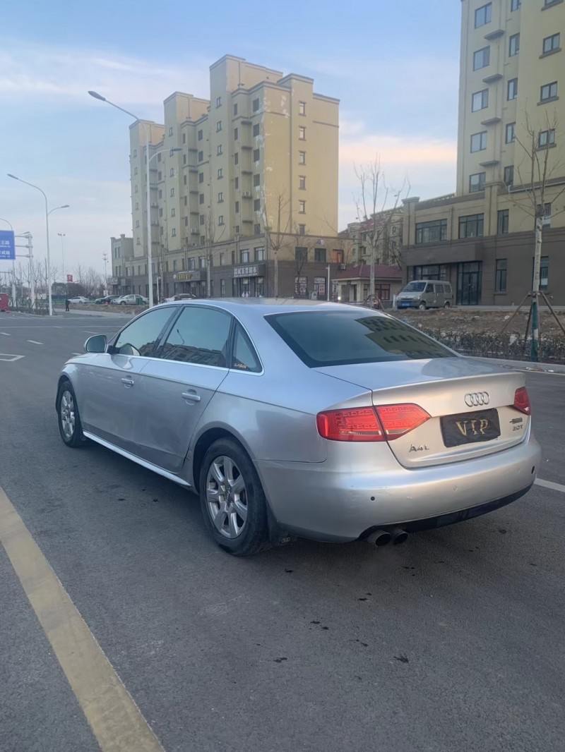 青岛11年奥迪A4L7