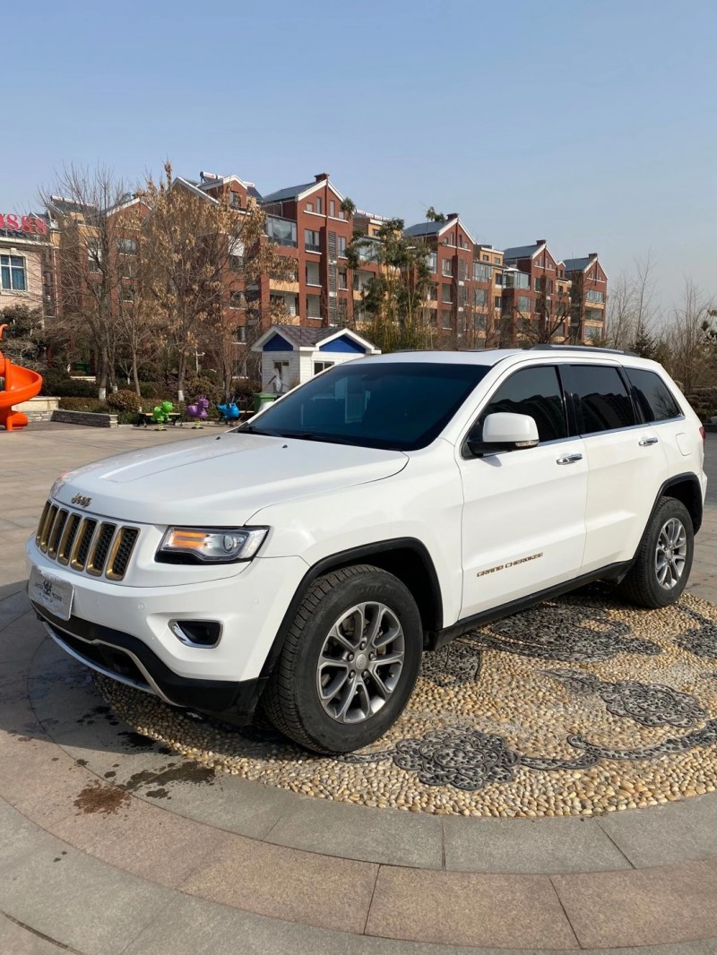 青島14年Jeep大切諾基2