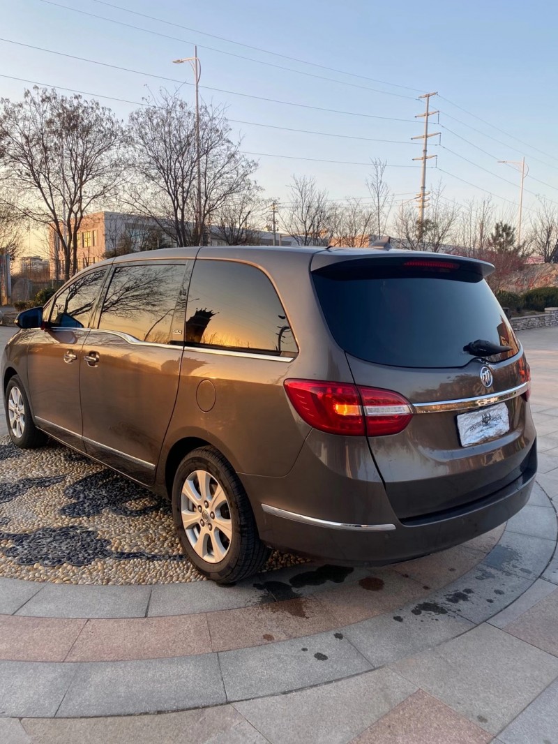 青岛14年别克GL84