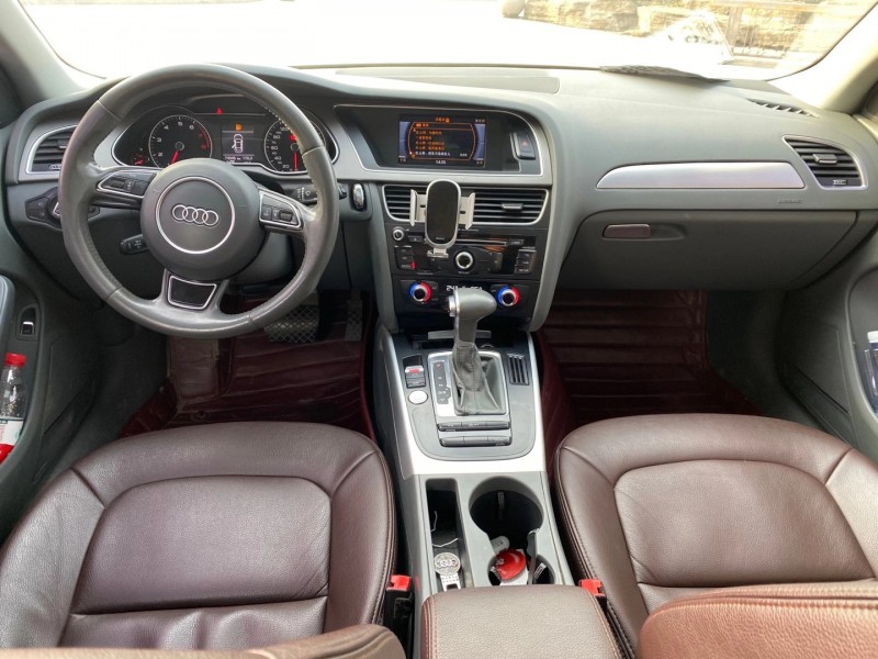 青岛16年奥迪A4L7