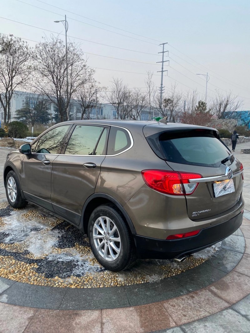 青岛16年别克昂科威6