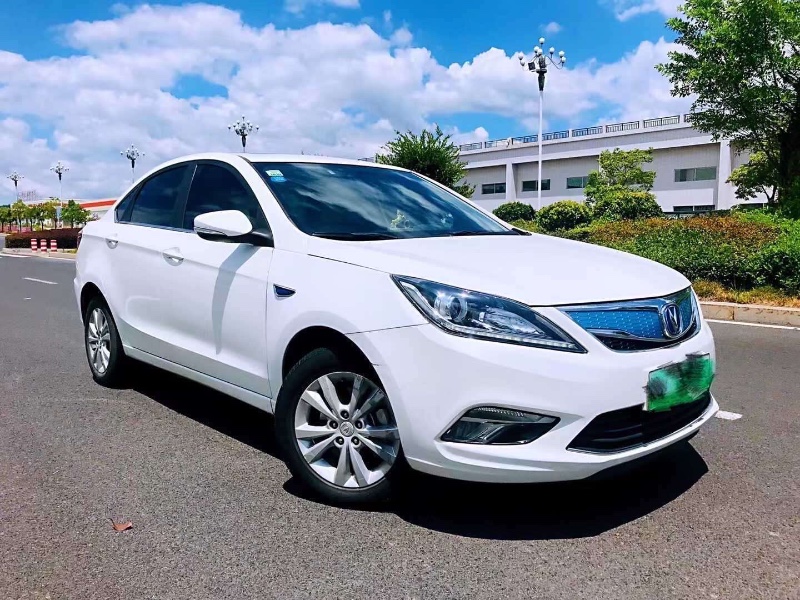 廈門18年長安汽車逸動新能源4